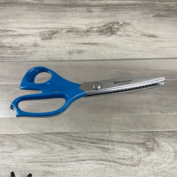 Blue Pinking Shears Crafting Scissors Stainless Made In Japan 8” - Picture 5 of 7